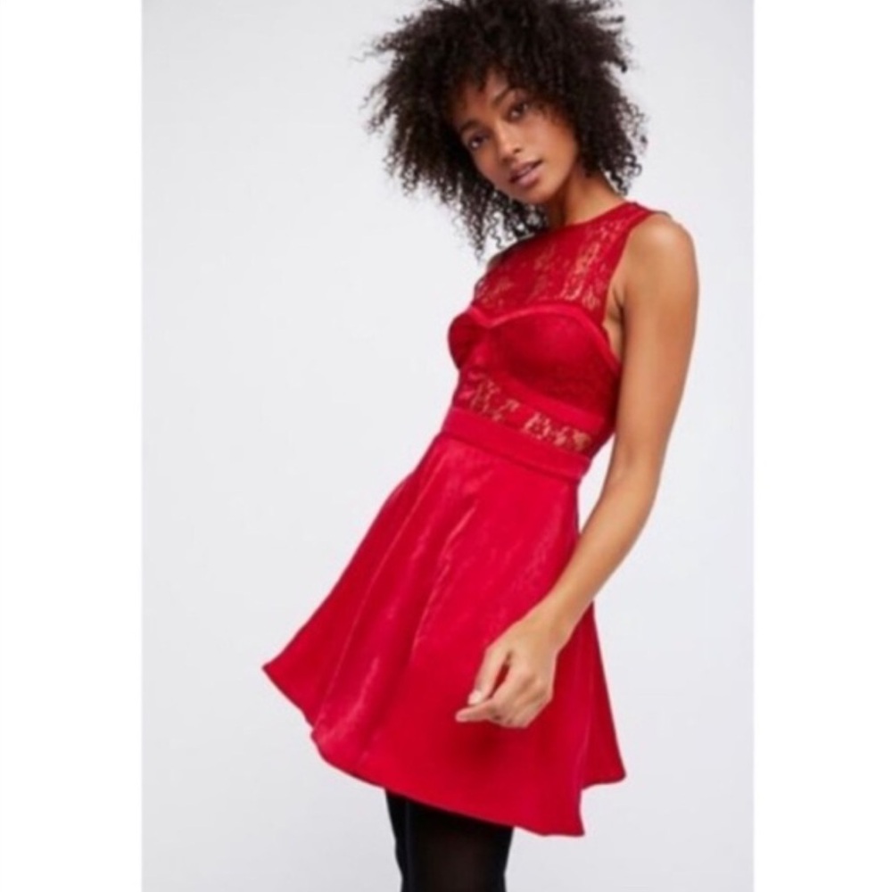 Intimately Free People Scarlet Lace Mini Dress Keyhole Back‎ Buttons Satiny